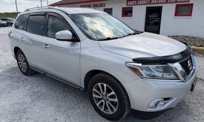 2016 Nissan Pathfinder S