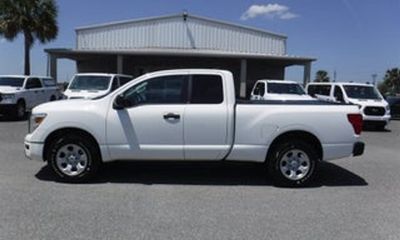 2022 Nissan Titan S