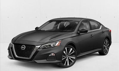 2022 Nissan Altima SR