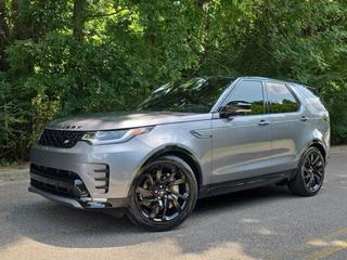 2025 Land Rover Discovery P300 Dyanmic SE
