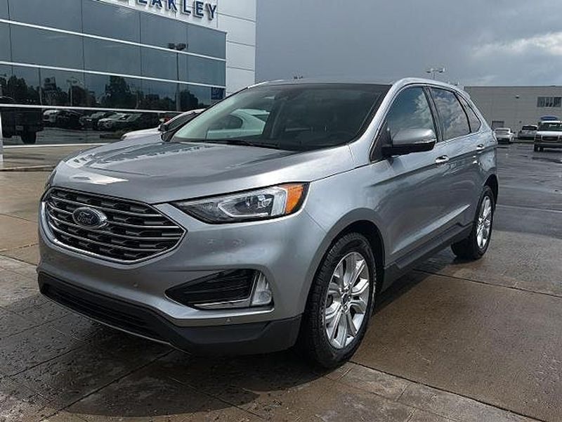 2021 Ford EDGE — a typically priced live listing