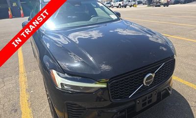 2023 Volvo XC60 Plus Dark