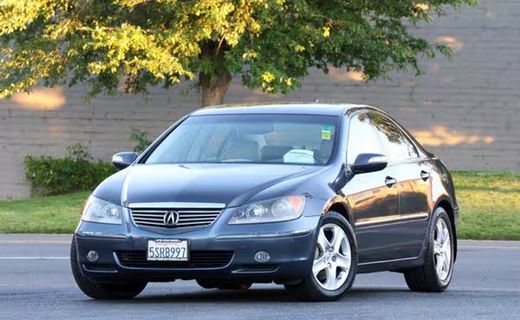 2005 Acura RL