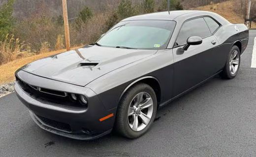2015 Dodge Challenger SXT