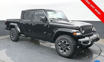 2025 Jeep Gladiator Sport