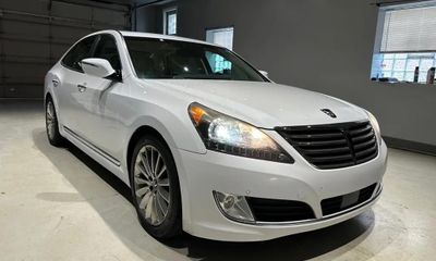 2014 Hyundai Equus GLS Middle Level