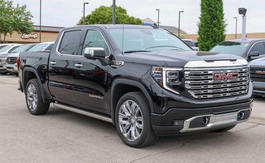 2023 GMC Sierra Denali