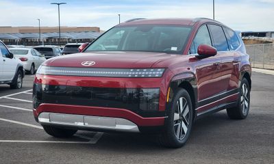 2026 Hyundai Ioniq 9 SEL