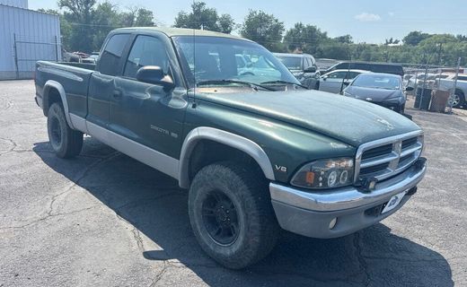 2000 Dodge Dakota Base