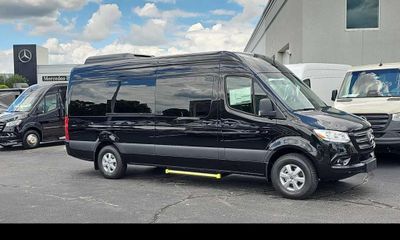 2026 Mercedes-Benz Sprinter 907 VS30 Passenger