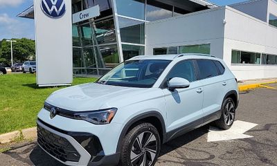 2026 Volkswagen Taos 4Motion SE