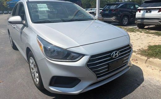 2020 Hyundai Accent SE AND SEL