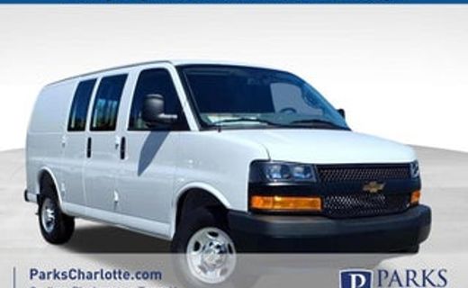 2025 Chevrolet Express 2500