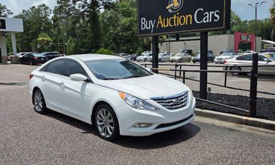 2011 Hyundai Sonata Middle Level