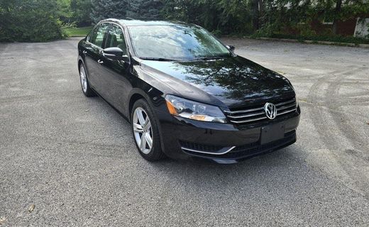 2014 Volkswagen Passat SE