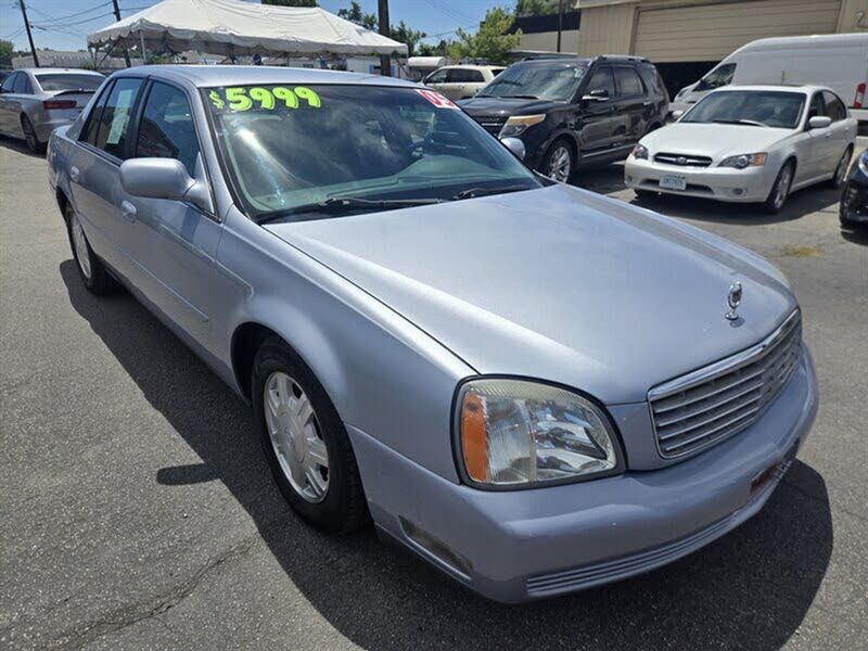 2005 Cadillac Deville — a typically priced live listing