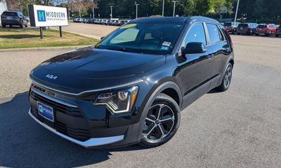 2025 Kia Niro EX
