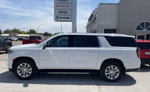 2024 Chevrolet Suburban Premier