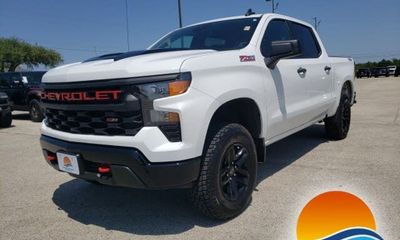 2023 Chevrolet Silverado Trail Boss Custom