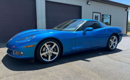 2010 Chevrolet Corvette Standard 1LT