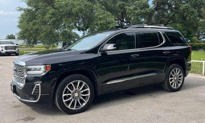 2021 GMC Acadia Denali