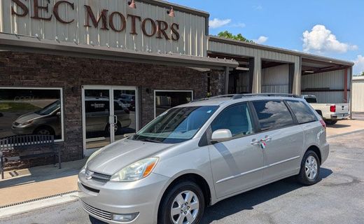 2004 Toyota Sienna XLE