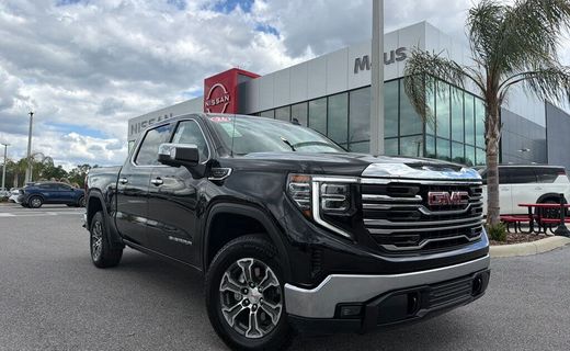 2026 GMC Sierra SLT