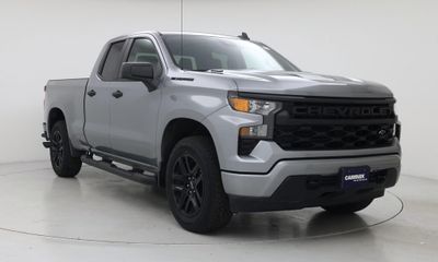 2025 Chevrolet Silverado Custom