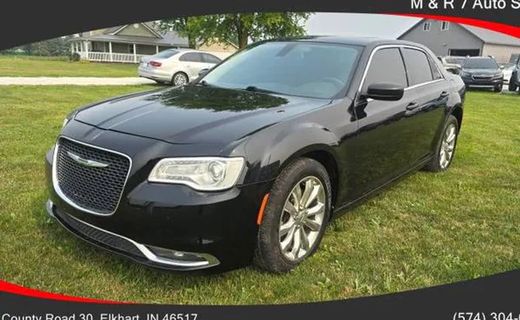 2017 Chrysler 300 Limited