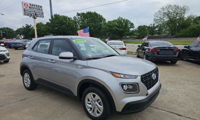 2025 Hyundai Venue SE