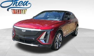 2024 Cadillac Lyriq LUX 3
