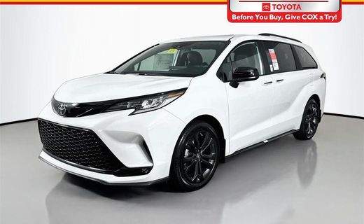 2026 Toyota Sienna XSE