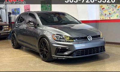 2018 Volkswagen Golf R Base