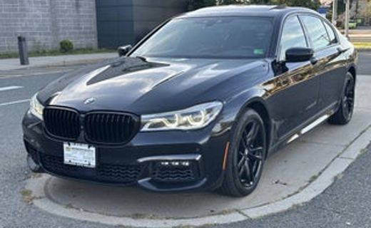 2019 BMW 740I
