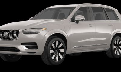 2024 Volvo XC90 Plus Bright