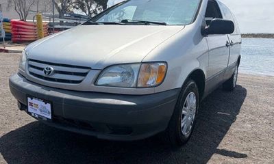 2002 Toyota Sienna CE