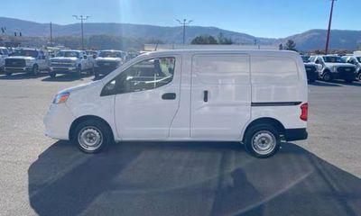 2020 Nissan NV200 2 5S