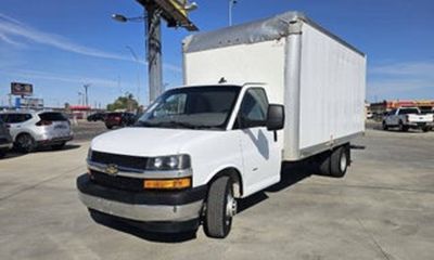 2018 Chevrolet Express 3500 Cutaway 177