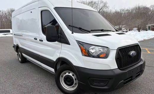 2024 Ford Transit Medium Roof