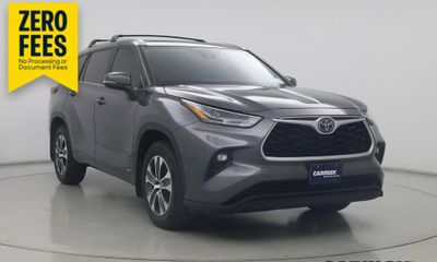 2023 Toyota Highlander LE L Limited