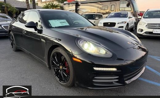 2015 Porsche Panamera