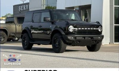 2026 Ford Bronco Base