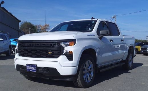 2025 Chevrolet Silverado Custom