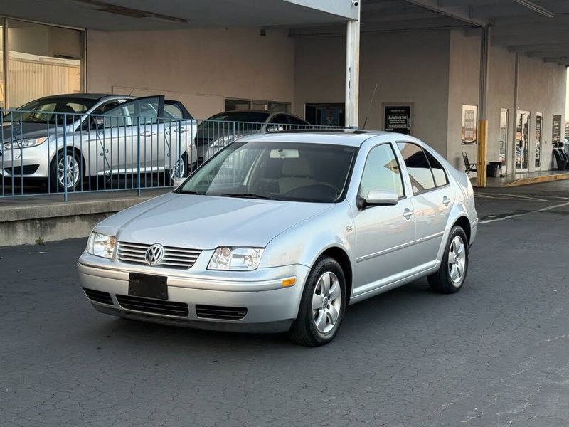 2004 Volkswagen Jetta — a typically priced live listing