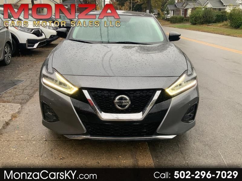 2019 Nissan Maxima — a typically priced live listing
