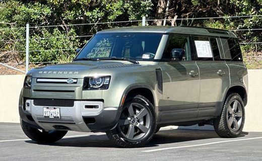2025 Land Rover Defender 110 S