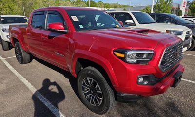 2023 Toyota Tacoma SR5