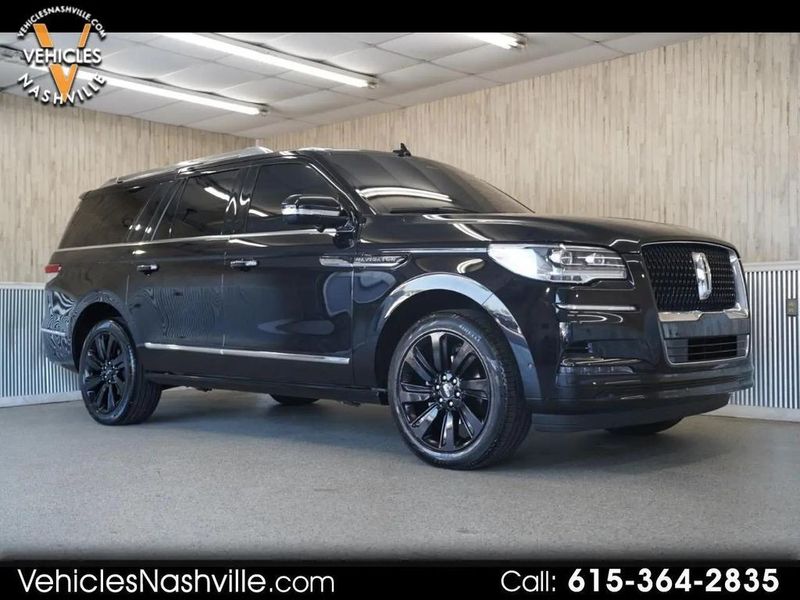2024 Lincoln Navigator L — a typically priced live listing