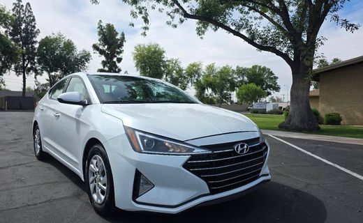 2019 Hyundai Elantra SE