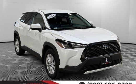 2024 Toyota Corolla Cross LE